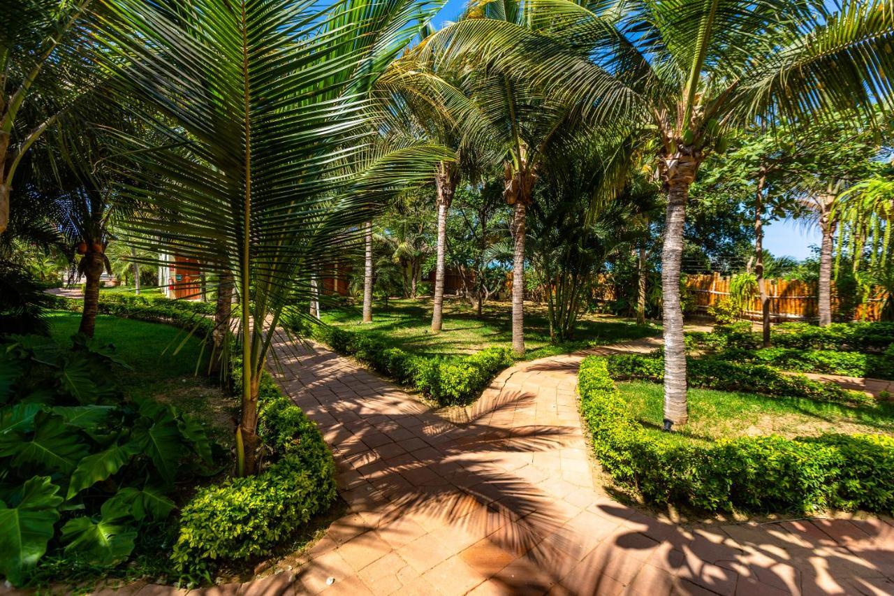 Bungalows&Suites Punta Camarón Zorritos Bagian luar foto